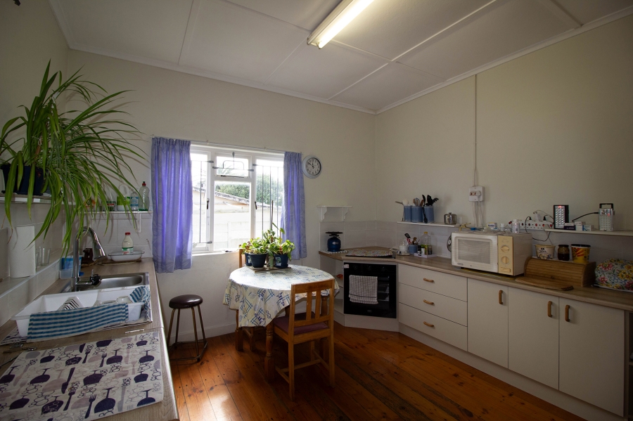 4 Bedroom Property for Sale in Gansbaai Central Western Cape